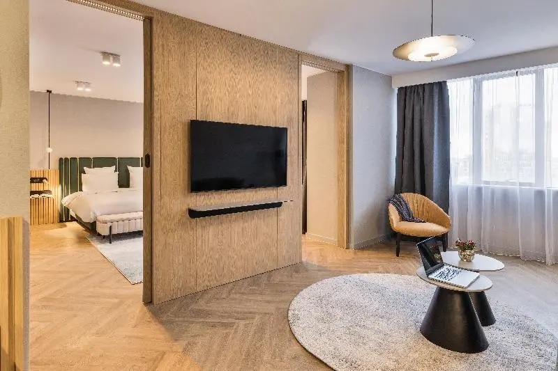 سوئیت جونیور با تخت بزرگ, Mercure Sofia City