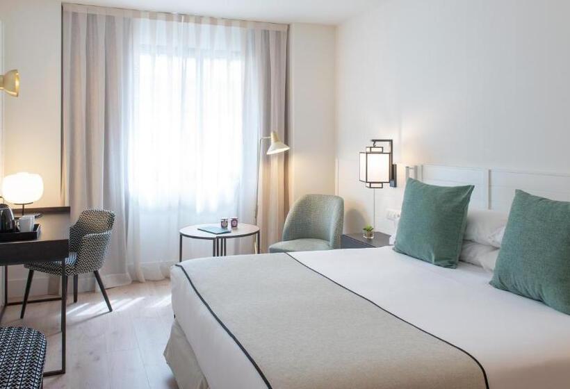 اتاق استاندارد, Molina Lario