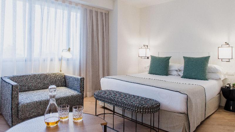 اتاق استاندارد, Molina Lario