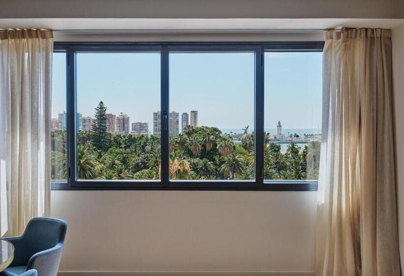 سوییت جونیور با چشم‌انداز دریا, Molina Lario