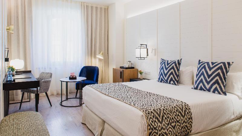 اتاق استاندارد, Molina Lario