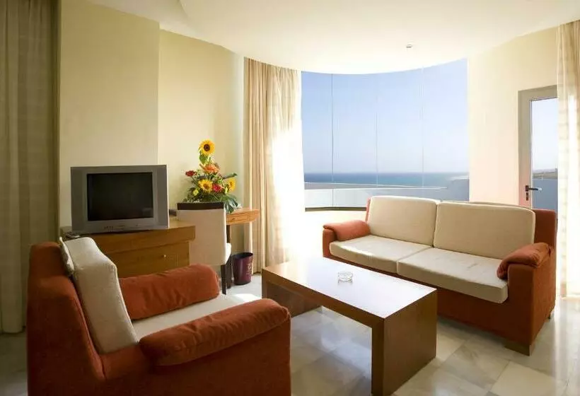 سوییت خانوادگی, R2 Hotel Pajara Beach