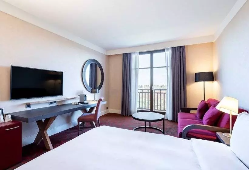 ゴルフ場ビューのプレミアムルーム, Radisson Blu Hotel Paris, Marne La Vallée