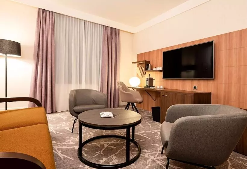 スイート, Radisson Blu Hotel Paris, Marne La Vallée