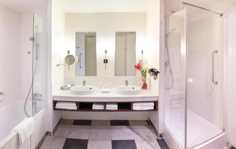 スイート, Radisson Blu Hotel Paris, Marne La Vallée