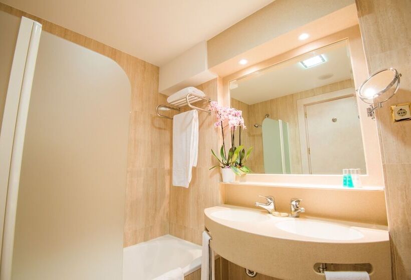 اتاق سوپریور, Vp Metropolitano