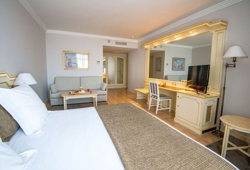 اتاق سوپریور, Vp Metropolitano