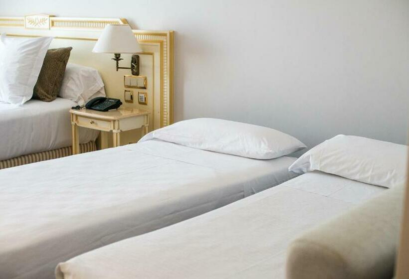 اتاق خانوادگی, Vp Metropolitano