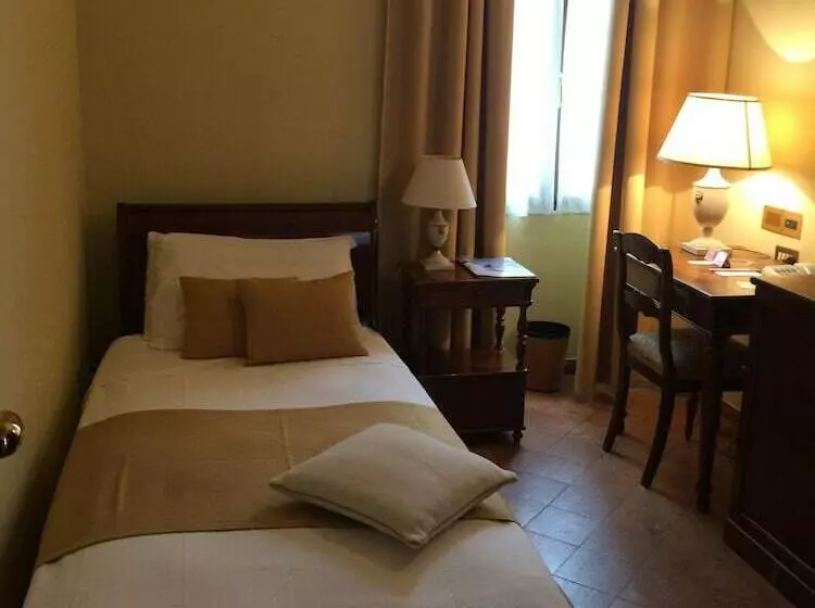スタンダードシングルルーム, Albergo Le Due Corti