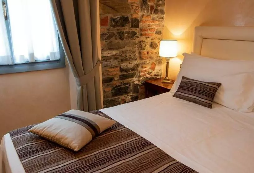 スタンダードルーム, Albergo Le Due Corti