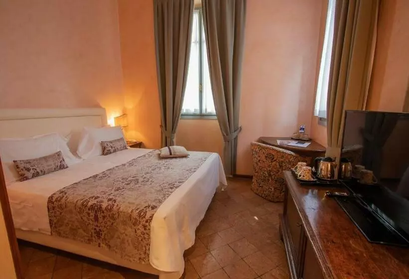 スタンダードルーム, Albergo Le Due Corti