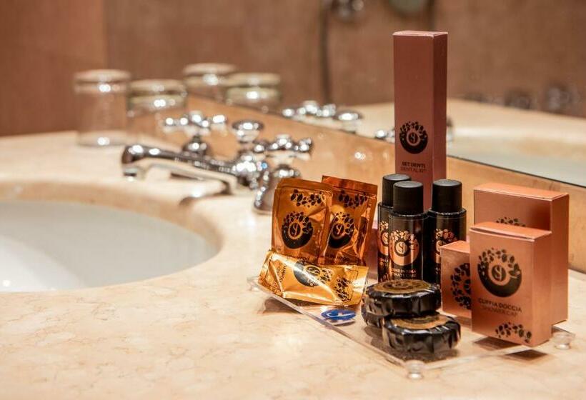 高级单人间, Albergo Le Due Corti