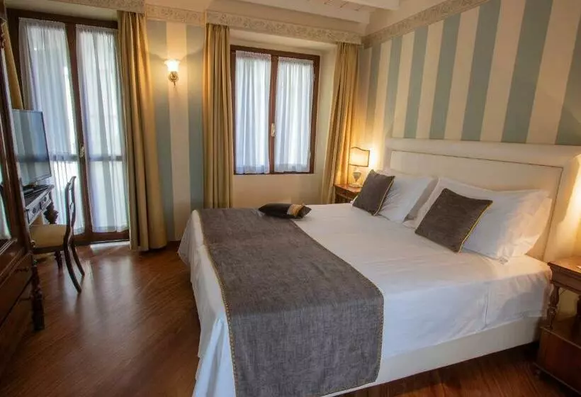 デラックスルーム, Albergo Le Due Corti
