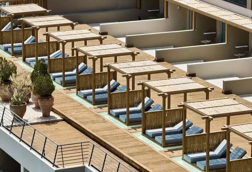 オーシャンビューのプレミアムルーム。, Blue Marine Resort And Spa