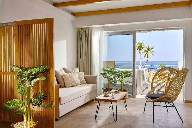海の見えるスーペリアジュニアスイート, Blue Marine Resort And Spa