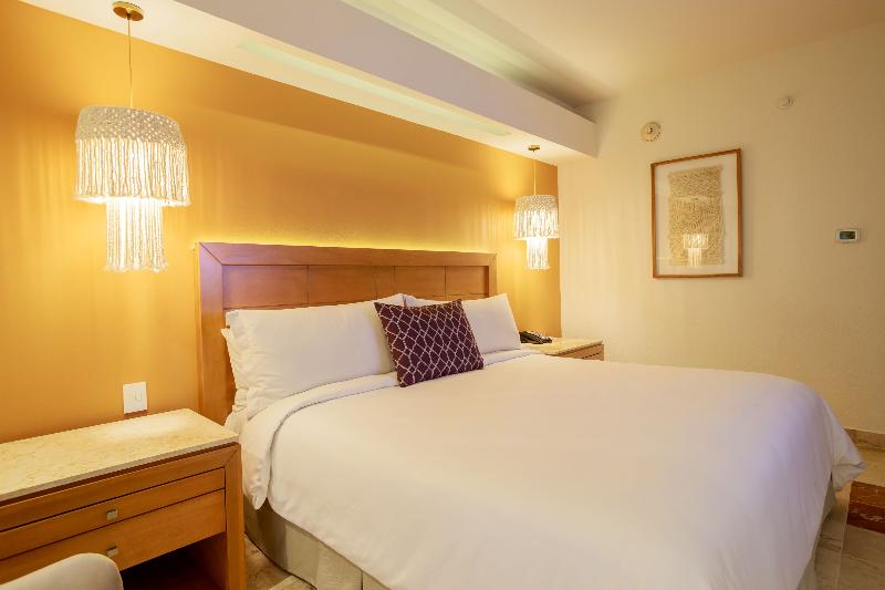 חדר דחוקס עם מיטת קינג, Camino Real Veracruz