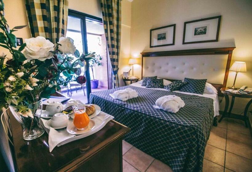 Classic room with balcony, Capo Dei Greci Taormina Coast Resort Hotel & Spa