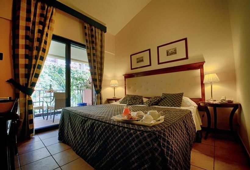Classic room with balcony, Capo Dei Greci Taormina Coast Resort Hotel & Spa