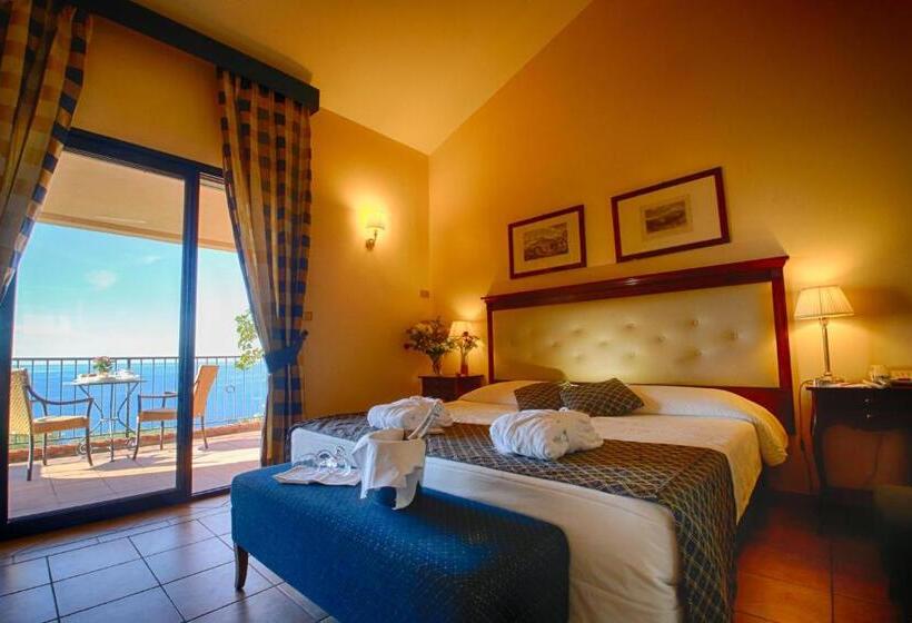 חדר סופריור נוף לים, Capo Dei Greci Taormina Coast Resort Hotel & Spa