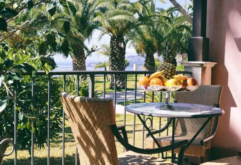 Perhejuniorsviitti, Capo Dei Greci Taormina Coast Resort Hotel & Spa