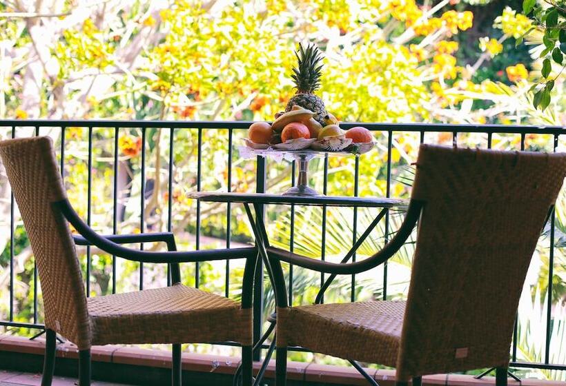 Classic room with balcony, Capo Dei Greci Taormina Coast Resort Hotel & Spa