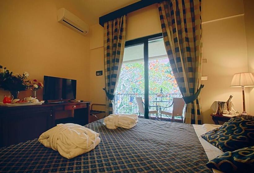 Classic room with balcony, Capo Dei Greci Taormina Coast Resort Hotel & Spa