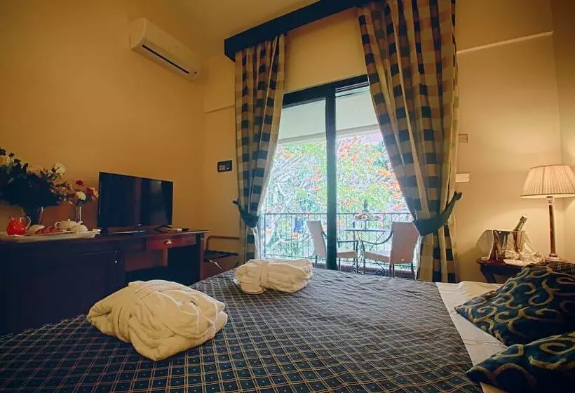 Classic room with balcony, Capo Dei Greci Taormina Coast Resort Hotel & Spa