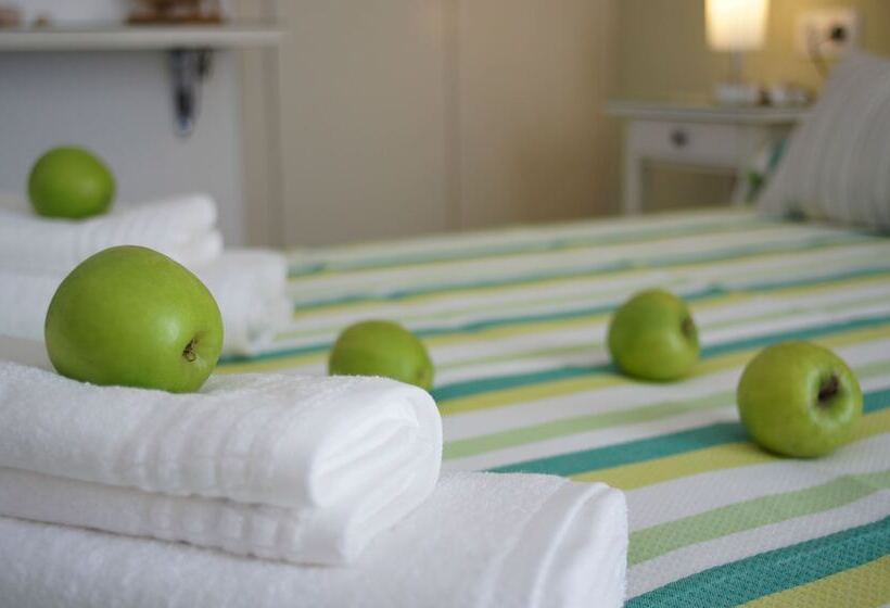 Номер Superior, Cyclades