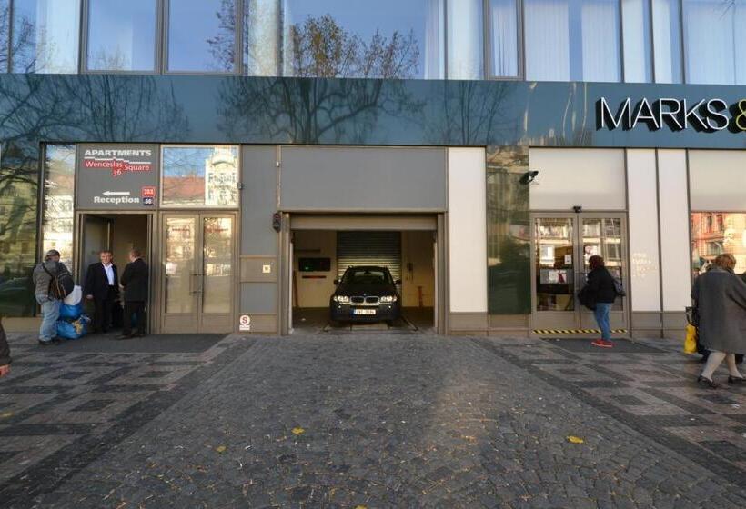 استودیوی استاندارد, Ea Aparthotel Melantrich