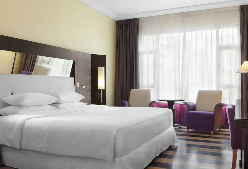 اتاق کلاسیک با تخت دوبل, Four Points By Sheraton Le Verdun