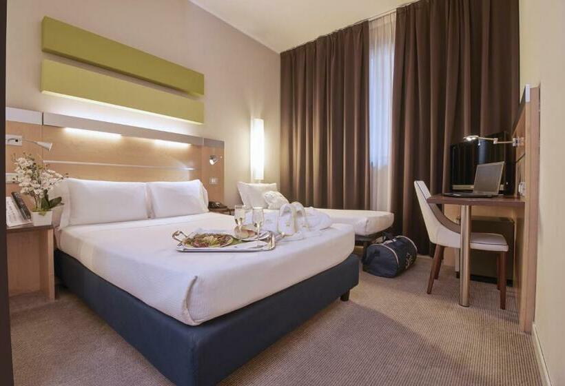 חדר סטנדרט לשלושה, Ih Hotels Milano Gioia