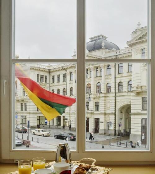 اتاق استاندارد یک نفره, Imperial Hotel & Restaurant