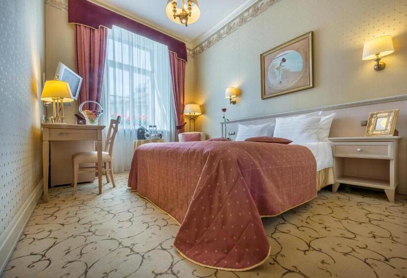 اتاق کلاسیک, Imperial Hotel & Restaurant