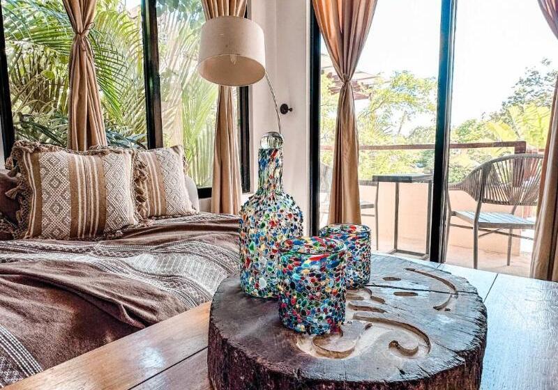 اتاق استاندارد, Imperial Hotel & Restaurant