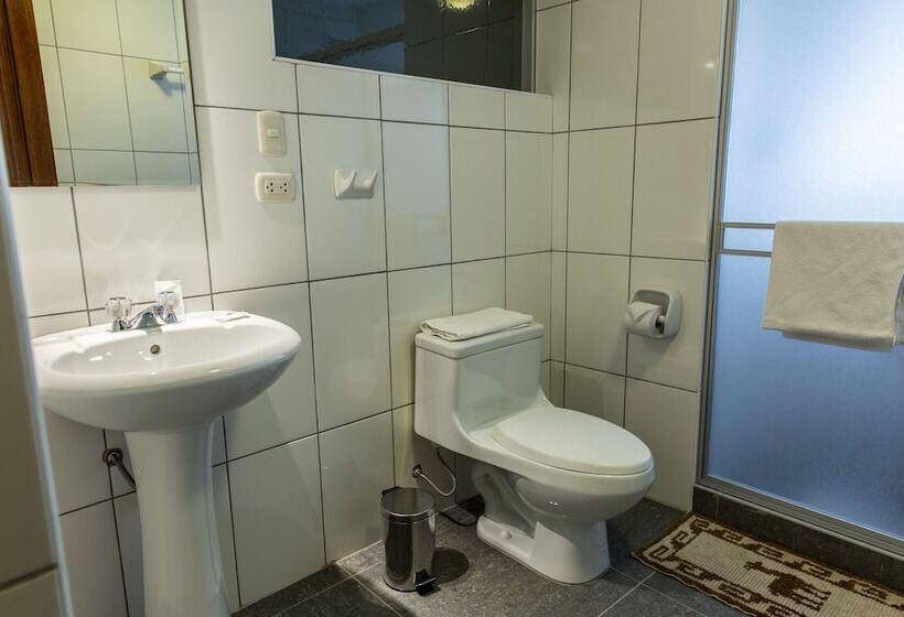 スタンダードトリプルルーム, Kaaro Hotel El Buho