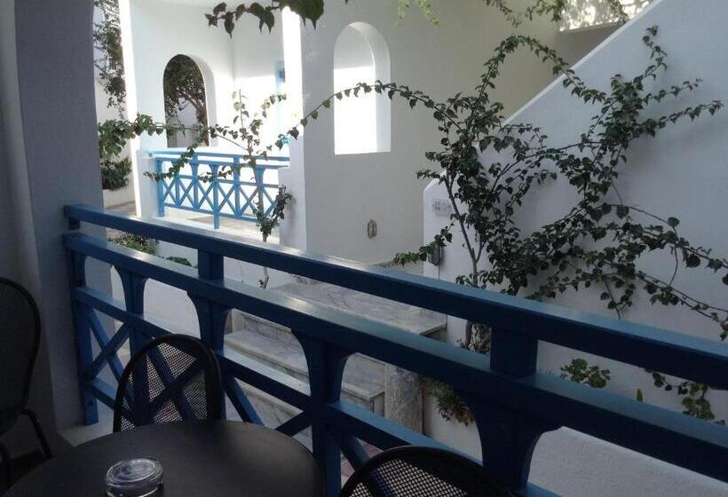 Quarto Estandar Interior, Kamari Beach