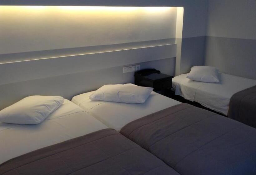 Трехместный Номер Стандарт Interior, Kamari Beach