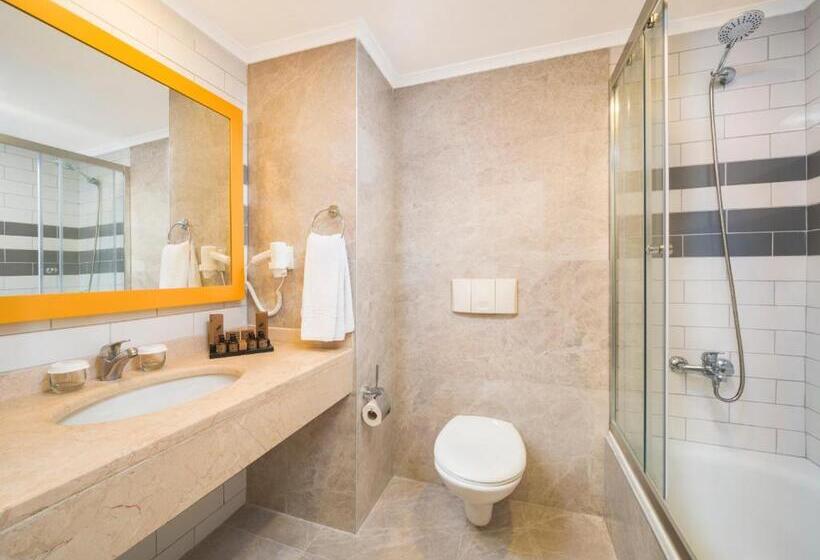Семейный Номер Вид на Море, Selectum Family Comfort Side