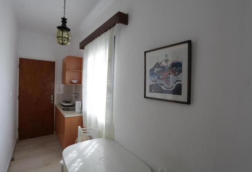 استودیوی استاندارد, Mare Monte