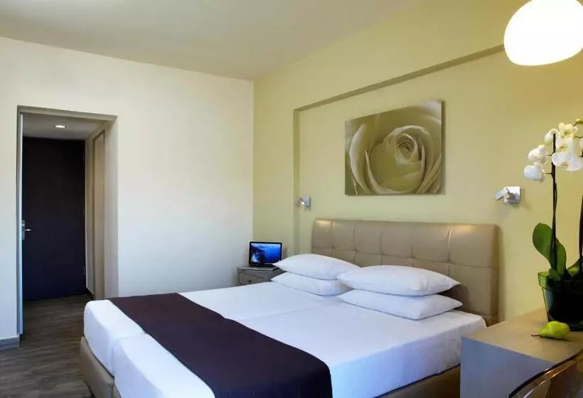 اتاق عادی, Mouikis Hotel Kefalonia