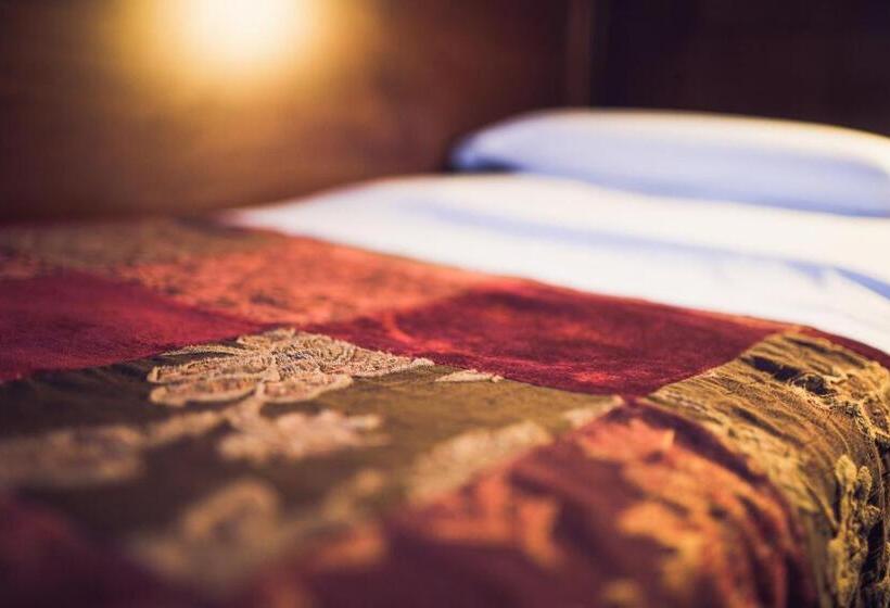 חדר סטנדרט יחיד, Robinson