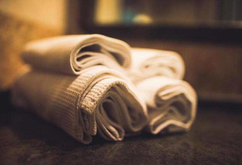 חדר סטנדרט, Robinson