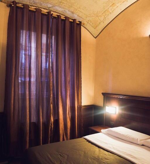 חדר דלוקס, Robinson