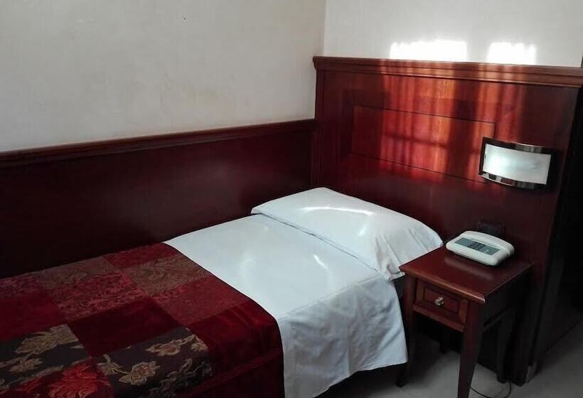 חדר סטנדרט יחיד, Robinson