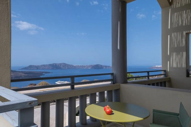 Standard Room with Views, The Majestic