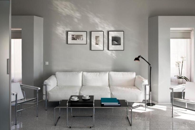 Master Suite with Views, The Majestic