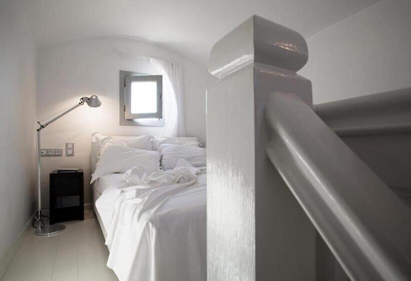 Duplex Room, The Majestic