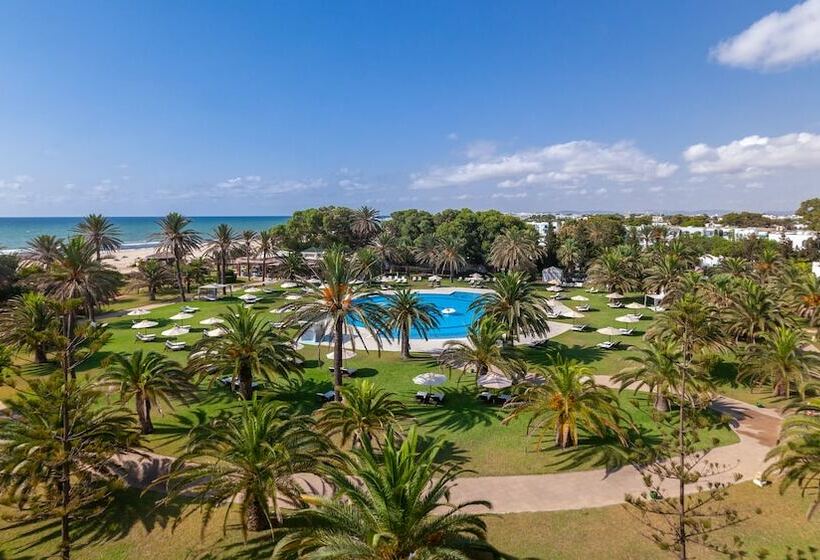 جناح جونيور مطلّ علي البحر, Oceana Hotel & Spa Focussed Adults