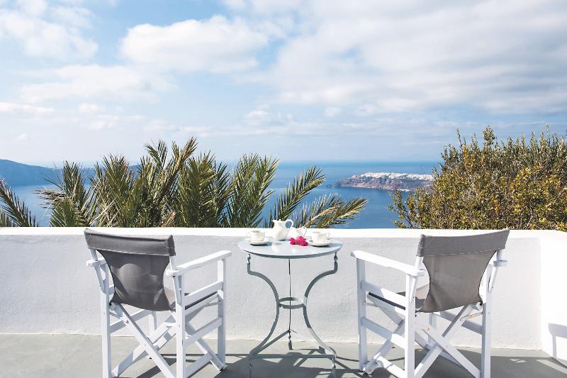 수피리어 스튜디오, Remezzo Villas