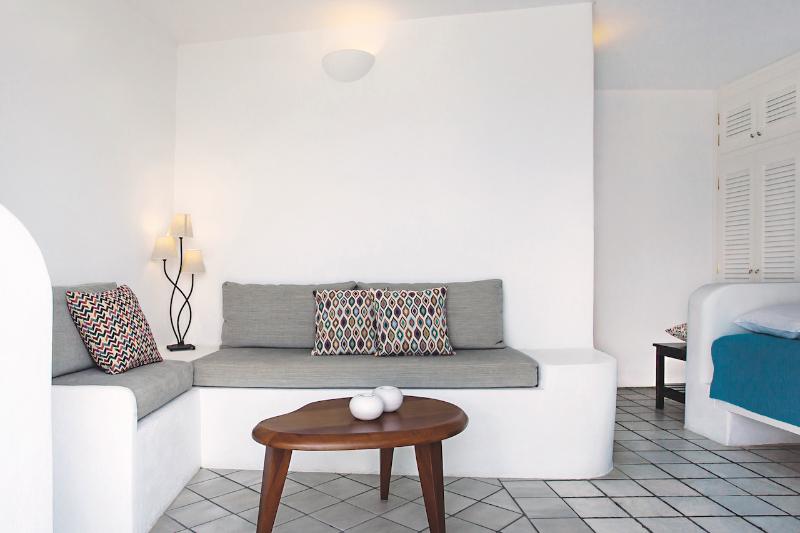 إستوديو سوبيريور, Remezzo Villas